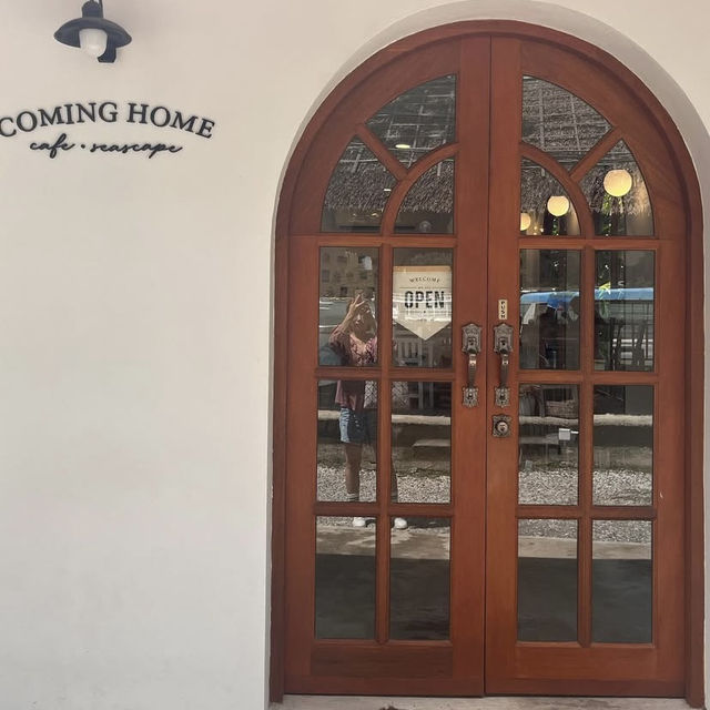 Coming Home Café & Seascape – ราไวย์ ภูเก็ต