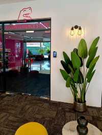Teedo Hotel - a new black and pink rest nest in KL. 