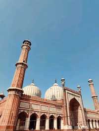🕌 Jama Masjid, Delhi – A Spiritual Marvel in the Heart of Delhi 🌙