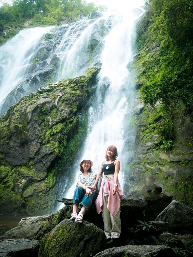 หนีเมืองกรุงมาฮีลใจที่ "น้ำตกคลองลาน" จ.กำแพงเพชร
