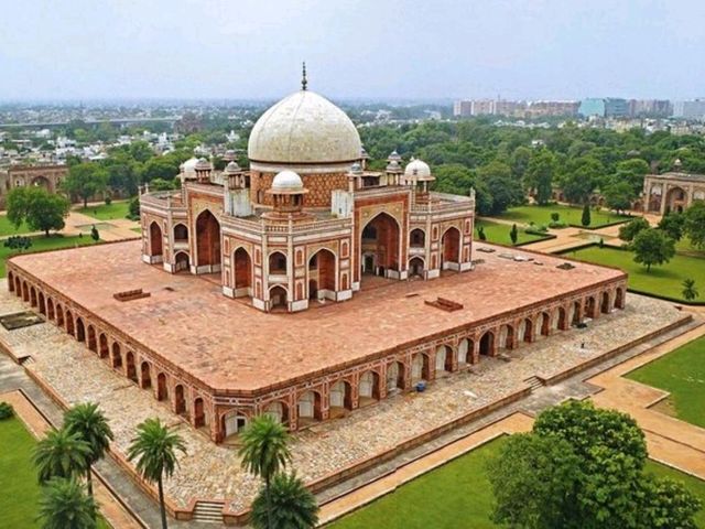 New Delhi: India's Vibrant Capital