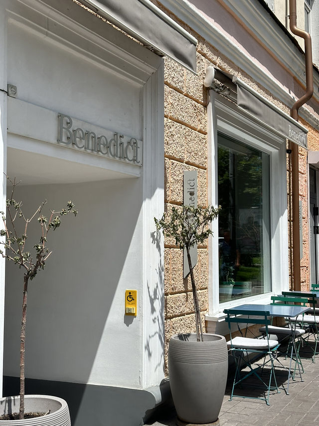 Discover Culinary Bliss at Benedict Cafe in Almaty, Kazakhstan 🇰🇿 