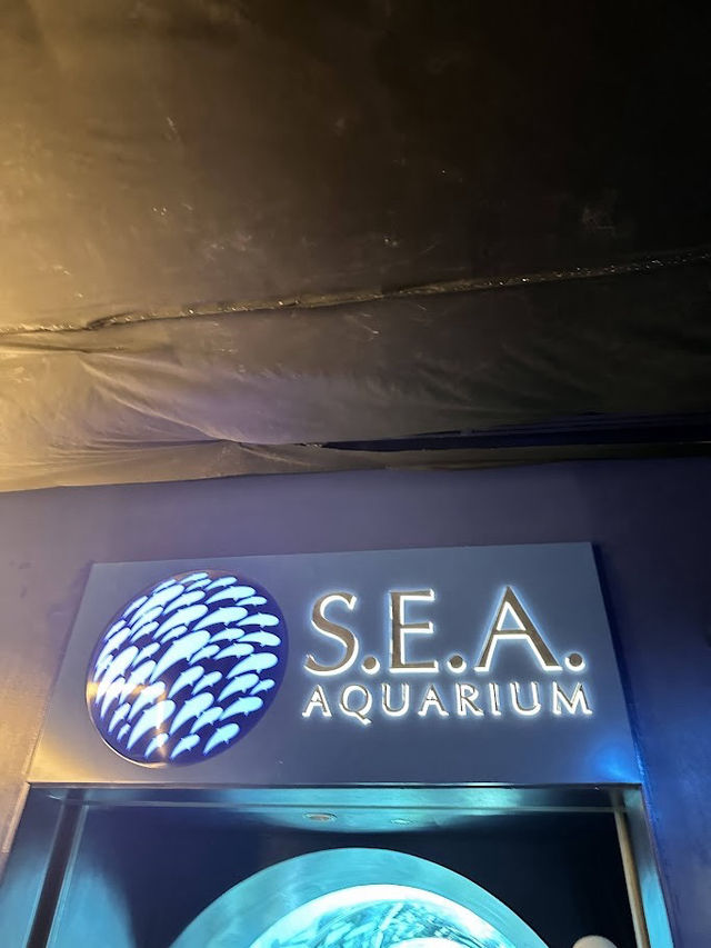Singapore Oceanarium (S.E.A Aquarium)