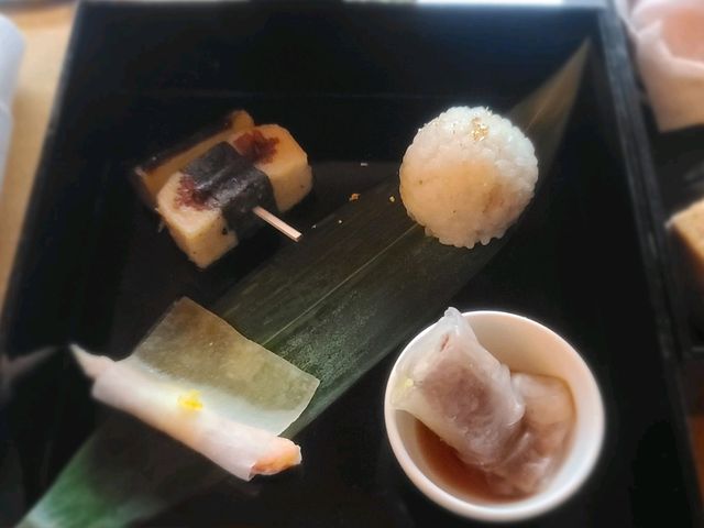 TEA HOUSE FUJU(ティーラウンジ楓樹) Japanese Afternoon Tea(일본풍 애프터눈티)