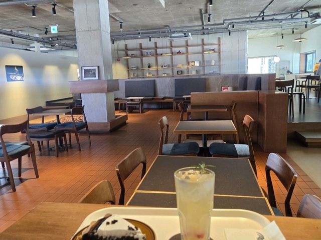 파주 출판단지에 오면 꼭 추천드리고싶은 파이 맛집 ' 피스피스 ' ☕️