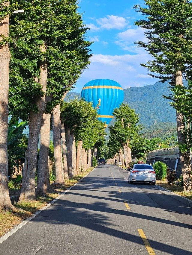 跟著熱氣球跑