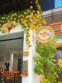 A Relaxing Afternoon at Desaru’s Sunny Yellow Café