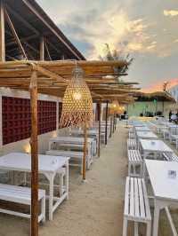 Malibu Bar and Cafe: Batam’s Tropical and Beach Flavor Playground