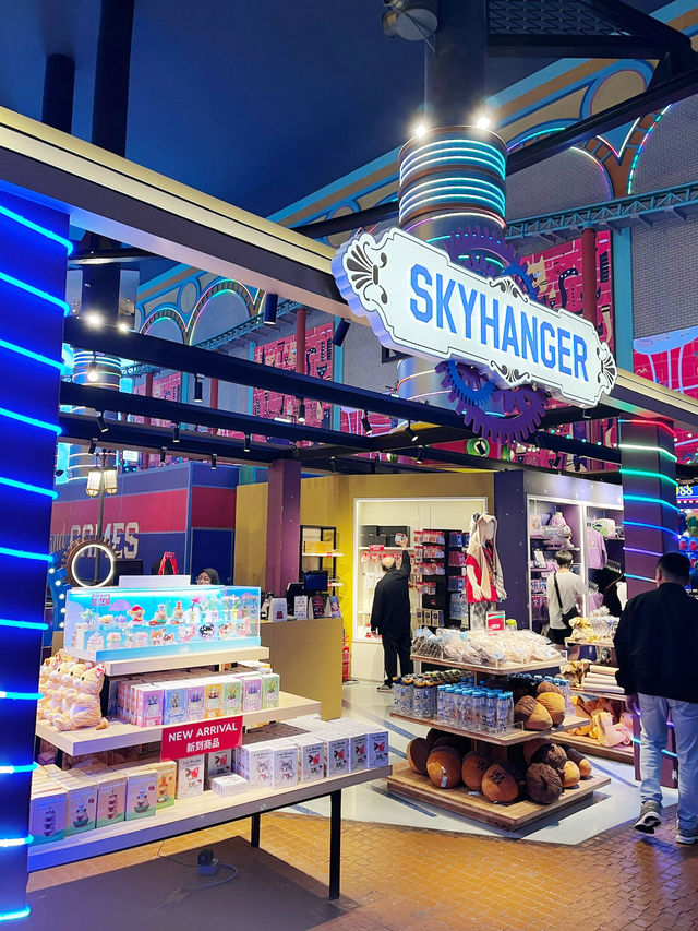 Treasures to Take Home – Souvenir Booths at Skytropolis