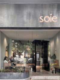 Soie by Fours