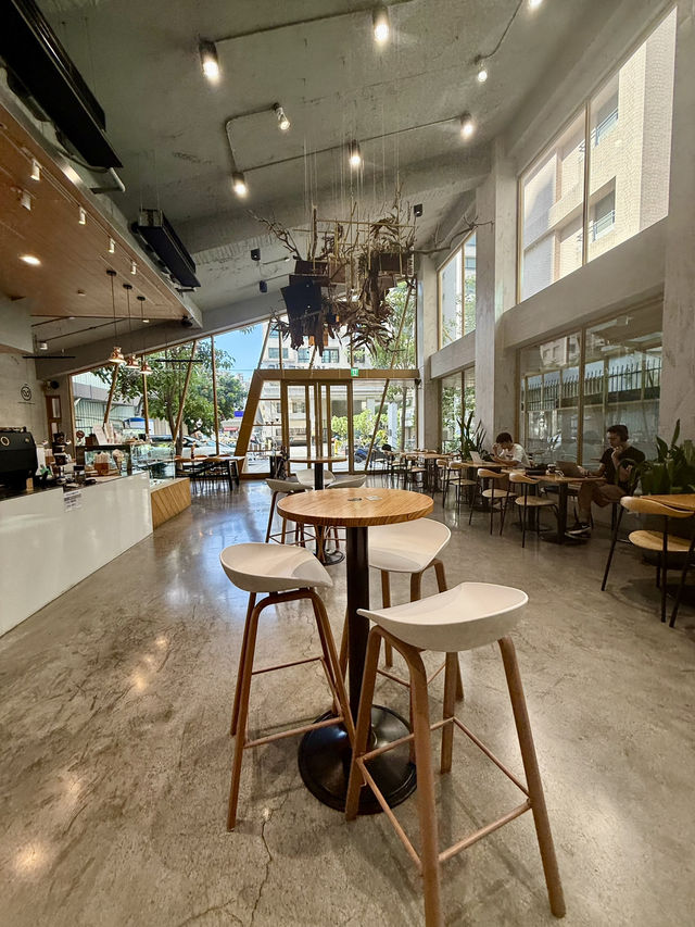 高雄美術館（咖啡覺醒）咖啡廳是最愛的早餐店