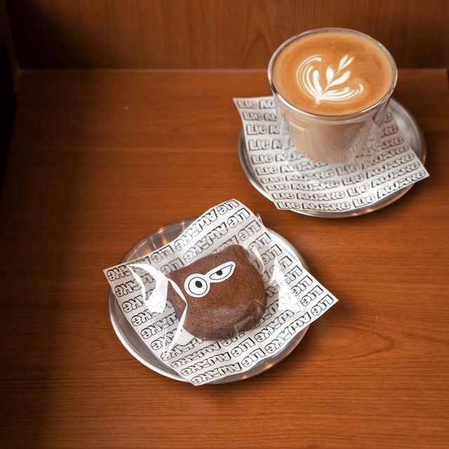 Lie Awake Cafe – คาเฟ่เล็ก ๆ 