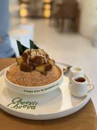 CheevitCheeva Hatyai, Bingsu Bliss in a Minimalist Haven