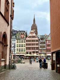 Charming Streets and Cozy Cafés in Frankfurt 🇩🇪