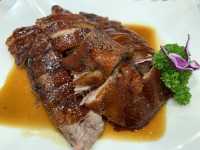 🦆 London Fat Duck — Roast Duck That Almost Lives Up to the 