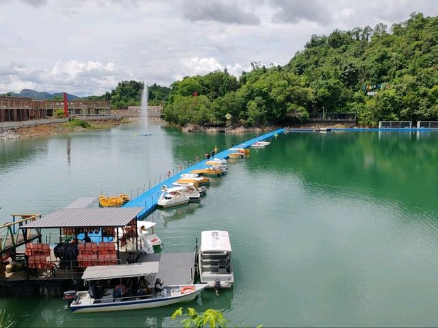 Bau: Discovering the Allure of Azure Lakes and Historic Charms