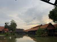 นั่งรถไฟเที่ยวอยุธยาแบบวันเดย์ทริป