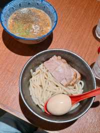 灣仔人氣正宗拉麵店