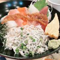 🧡 COASKA横須賀ベイサイドに広がる多彩なグルメと家族向け施設を巡る食べ歩き＆遊びスポット💙