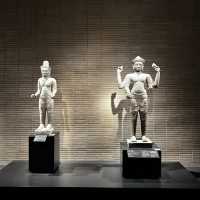 Divine Stone: A Solo Journey Through the Khmer Sculpture Gallery 🏛️