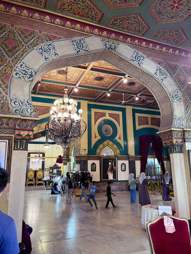 Maimoon Palace: Icon of Medan’s Royal Heritage