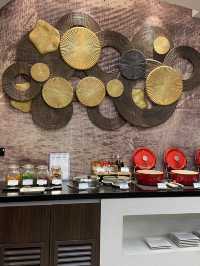 Unwinding in Style at Travel Club Lounge KLIA 2