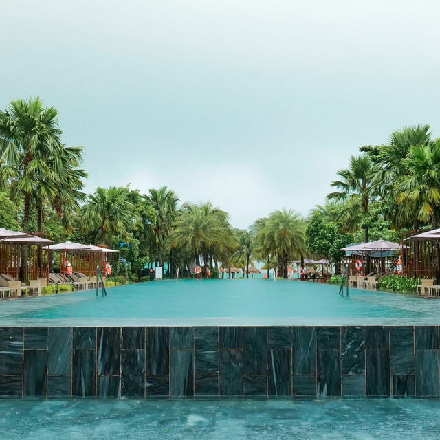 ที่พักหรูฟูก๊วก Crowne Plaza Phu Quoc Starbay ที่พักหรูฟูก๊วก Crowne Plaza Phu Quoc Starbay
