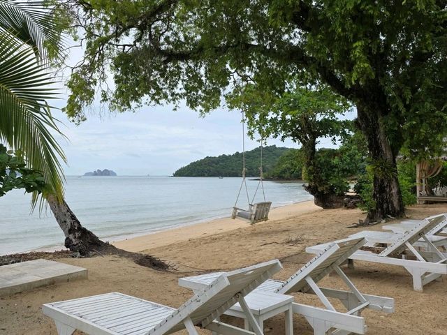 รีวิวที่พักบนเกาะยาวน้อยTreeHouse Villas