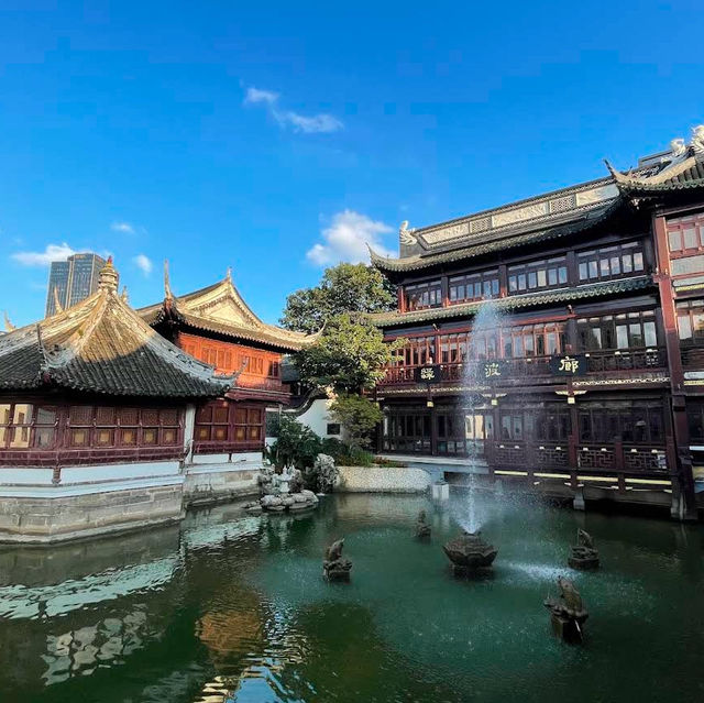 หลงเสน่ห์สวนโบราณอวี้หยวน – สวนจีนคลาสสิก