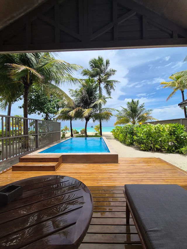 Meeru Maldives Resort Island