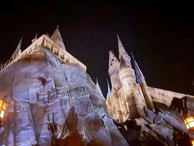 🎃 “Night of Thrills: Halloween Vibes at Universal Studios Beijing”