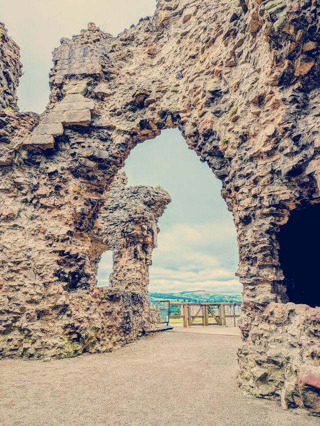 Echoes of Courage: A Solo Journey to Castell Dinbych (Denbigh Castle)