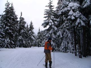 Hit the Slopes at Černý Důl! 🎿❄️⛰️  