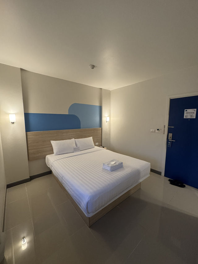 พักง่าย สบายกระเป๋า ที่ประจวบต้อง Hop Inn เท่านั้น พักง่าย สบายกระเป๋า ที่ประจวบต้อง Hop Inn เท่านั้น