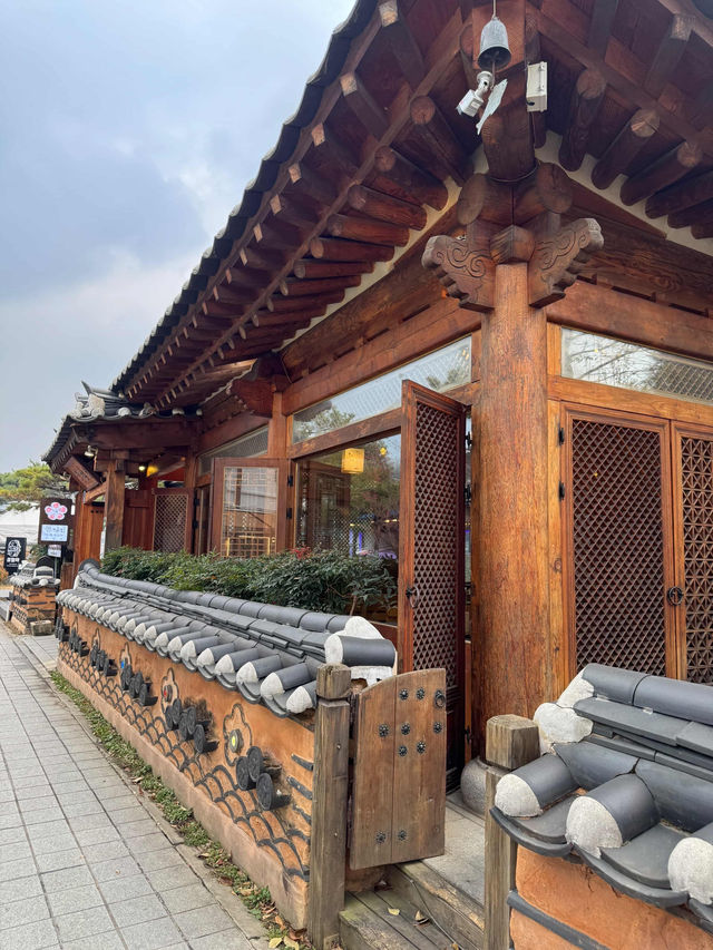 Hanok Village Joy✨ Hanok Village Joy✨