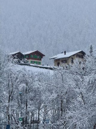 แหวกเมฆ: วันเล่นสกีสุดประทับใจของฉันที่เมืองมูร์เรน