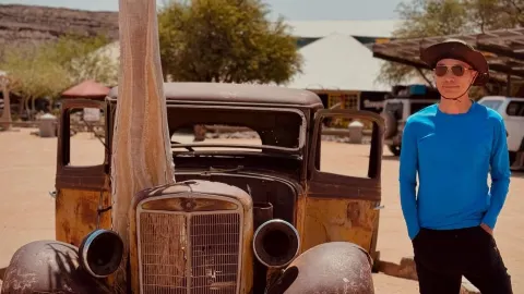 The Wildest Pit Stop Near Fish River Canyon 😜🚗> — traveler post in Namibia