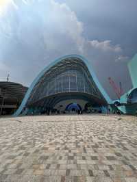 Singapore Oceanarium: Dive Into an Underwater Wonderland 🦈✨