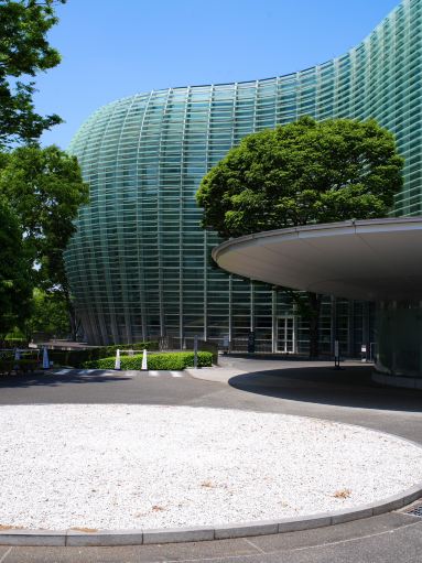 東京旅行で最も洗練されたスポット、国立新美術館。 | Trip.com 東京