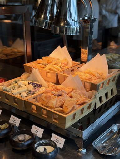 深センの5つ星ホテルが誇る、高層階ディナービュッフェの最高峰