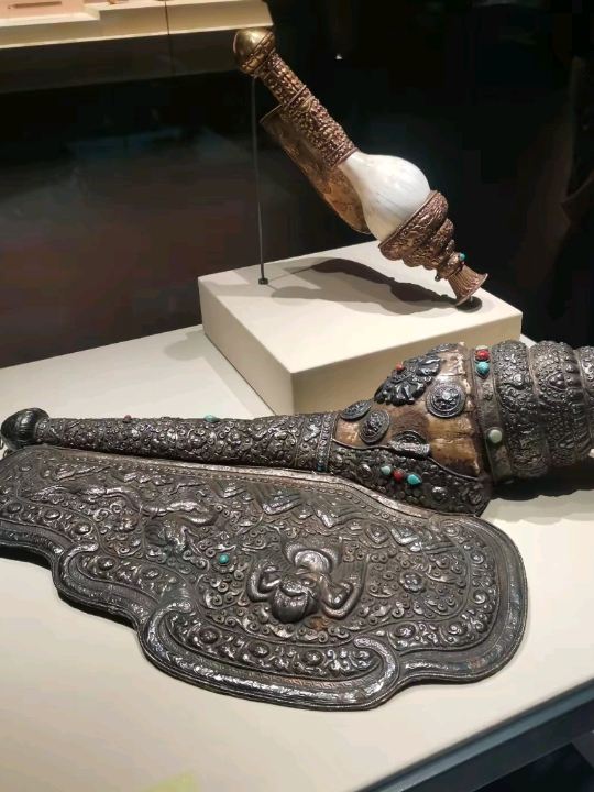 新疆博物館 | 古代西域の遺産をたどる | Trip.com ウルムチ