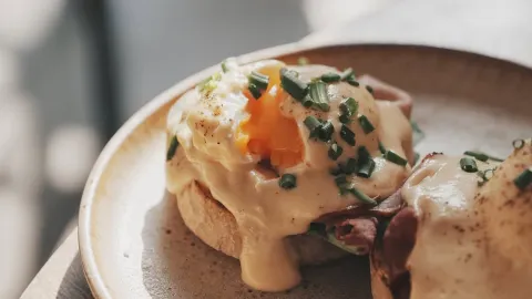 Malmö's hidden gem has arrived! Let's start with a beautiful meal! — traveler post in Malmo