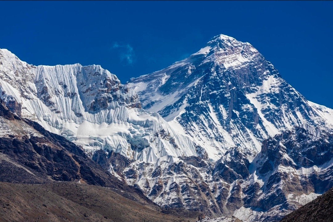🏔️✨ Mount Everest, Nepal — Touching the Sky! 🇳🇵❄️

Welcome to the majestic world of Mount Everest, the highest mountain on Earth! 🌍 Standing at an incredible height of 8,848.86 meters (29,031.7 feet) above sea level, Mount Everest is a breathtaking natural wonder nestled in the Himalayas, along the border between Nepal and Tibet.

Covered in sparkling snow and surrounded by towering Himalayan peaks, Everest offers a spectacular landscape of dramatic mountains, deep valleys, glaciers, and endless blue skies. 💙🏔️ The journey through Nepal’s Everest region is an unforgettable adventure, with charming Sherpa villages, colorful prayer flags, ancient Buddhist monasteries, and incredible mountain views along the way. 🙏🚩

For trekkers and nature lovers, the Everest Base Camp trek is a dream come true. Every step reveals the raw beauty of the Himalayas and the incredible spirit of the people who call this region home.

Mount Everest is more than just the world's highest peak — it is a symbol of courage, determination, and the power of nature. ❤️❄️

✨ A place where the mountains touch the heavens and dreams reach new heights!

📍 Location: Everest Region, Nepal
🏔️ Famous Attraction: Mount Everest & Everest Base Camp
🥾 Best Season for Trekking: Spring (March–May) and Autumn (September–November)

#MountEverest  #Nepal  #Himalayas  #EverestBaseCamp  #MountainLovers  #TravelNepal  #NaturePhotography  #BucketListDestination  #AdventureTravel  #BeautifulWorld  🌍🏔️#travel2026 #naturalwonders #travel 