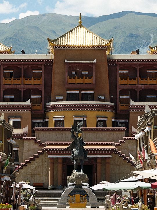 Exploring Garze: A Journey Through Tibetan Highlands