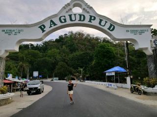 White Sand Dreaming at Pagudpud Beach 🏝️✨ The northern jewel of Ilocos is all about powder-fine sand, turquoise waters, and sun-soaked chill vibes. Whether you’re chasing tranquil sunsets or braving the waves, Pagudpud is your serene escape!

🌊 Recommended Route:
Start your day early and head straight for Saud Beach—Pagudpud’s crown jewel. Take a leisurely walk across its long, palm-fringed shoreline. If you love exploring, drop by the adjacent Blue Lagoon for quieter nooks and family-friendly dips.

🌅 Must-Do Activities:
Dip into the crystal-clear waters for a swim, try windsurfing if you’re feeling adventurous, or just picnic under the coconut trees. Local food shacks offer fresh seafood—don’t miss grilled squid!

📸 Insta-Worthy Spots:
Snap that classic palm-over-white-sand shot near Saud’s midpoint, or climb the gentle rocks at Blue Lagoon for sweeping panoramas. Sunset shots flare best right by the water’s edge.

⏰ Practical Tips:
Arrive before 8 AM to beat the crowds and score those peaceful sunrise shots. Pagudpud is open year-round—rainy months are June to September, when the waves amp up and the vibe turns wilder.


#Pagudpud #Ilocos #PhilippinesBeaches #TravelTips #Wanderlust
