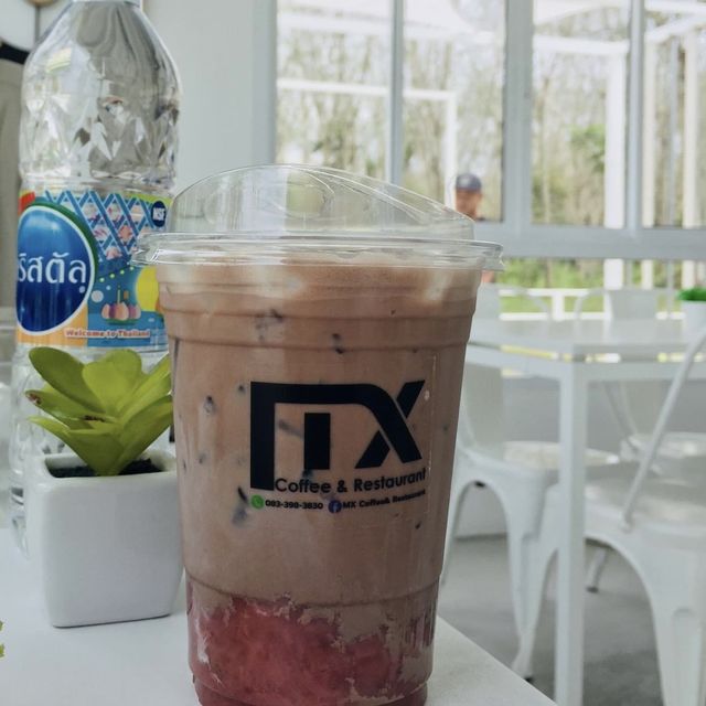 Mx Coffee & Restaurant ร้านสวยที่รือเสาะ