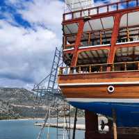 Boat Trip to The Sunken City 