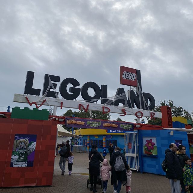 🇬🇧Thrilling experience at  Legoland! 🤩