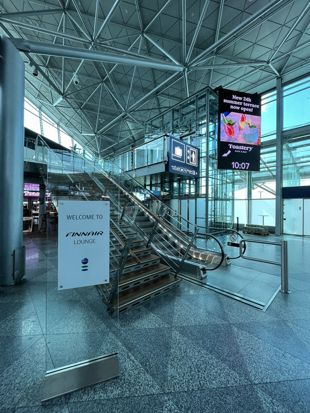 【Finnair Lounge（ヘルシンキ空港・シェンゲン内）】気軽に使える北欧スタイルの快適ラウンジ