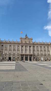 📍Palacio Real de Madrid: Royal Armory & Throne Room – A Look at Spanish Royal History